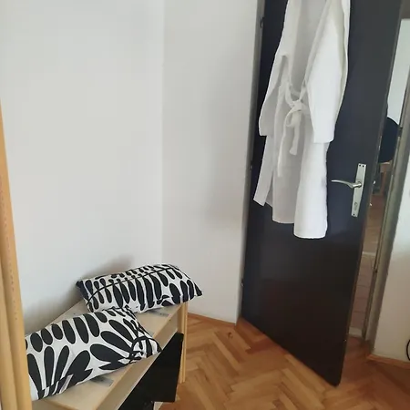 Gostinjska kuća Luce 2 & Supetar